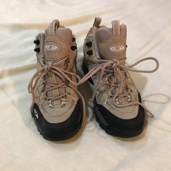 salomon gore tex contagrip shoes